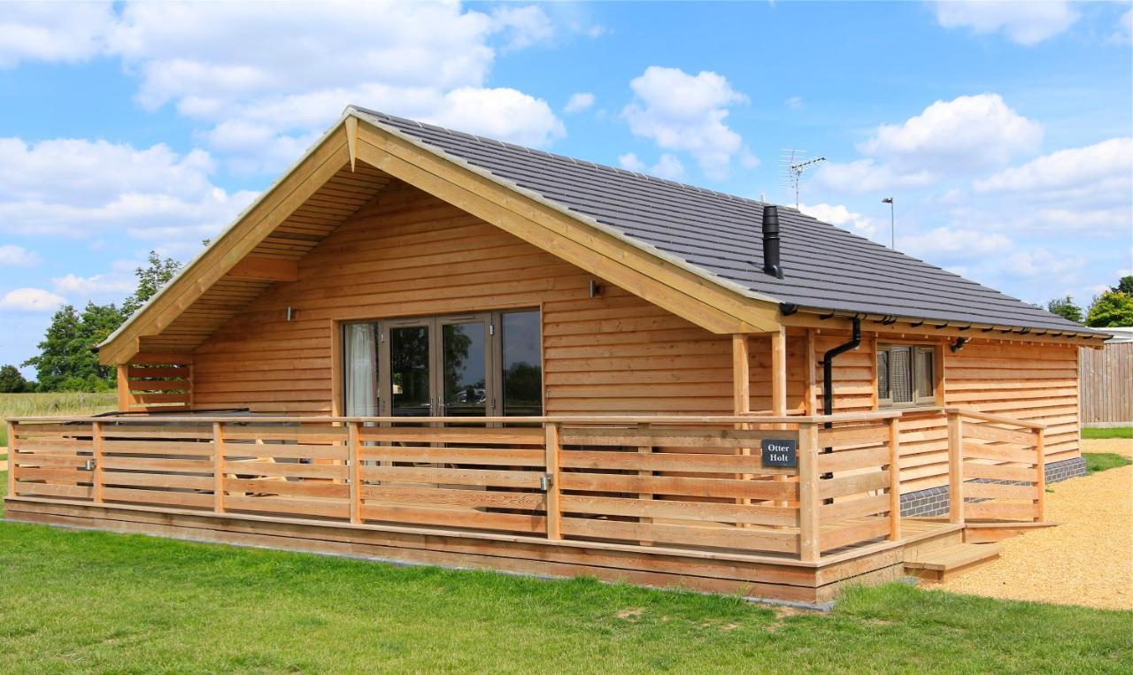 Fields End Lodges Doddington  Exterior photo